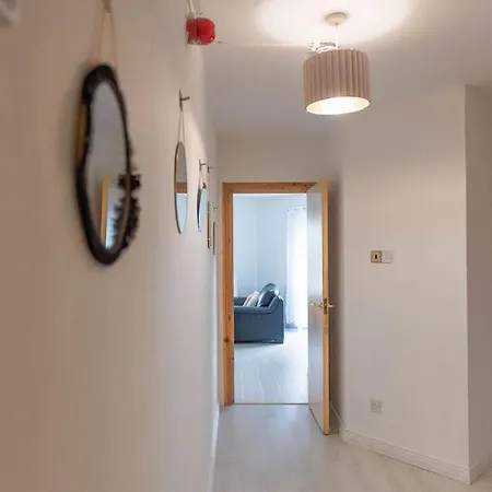 City Centre Riverview Apartment Londonderry Exterior photo